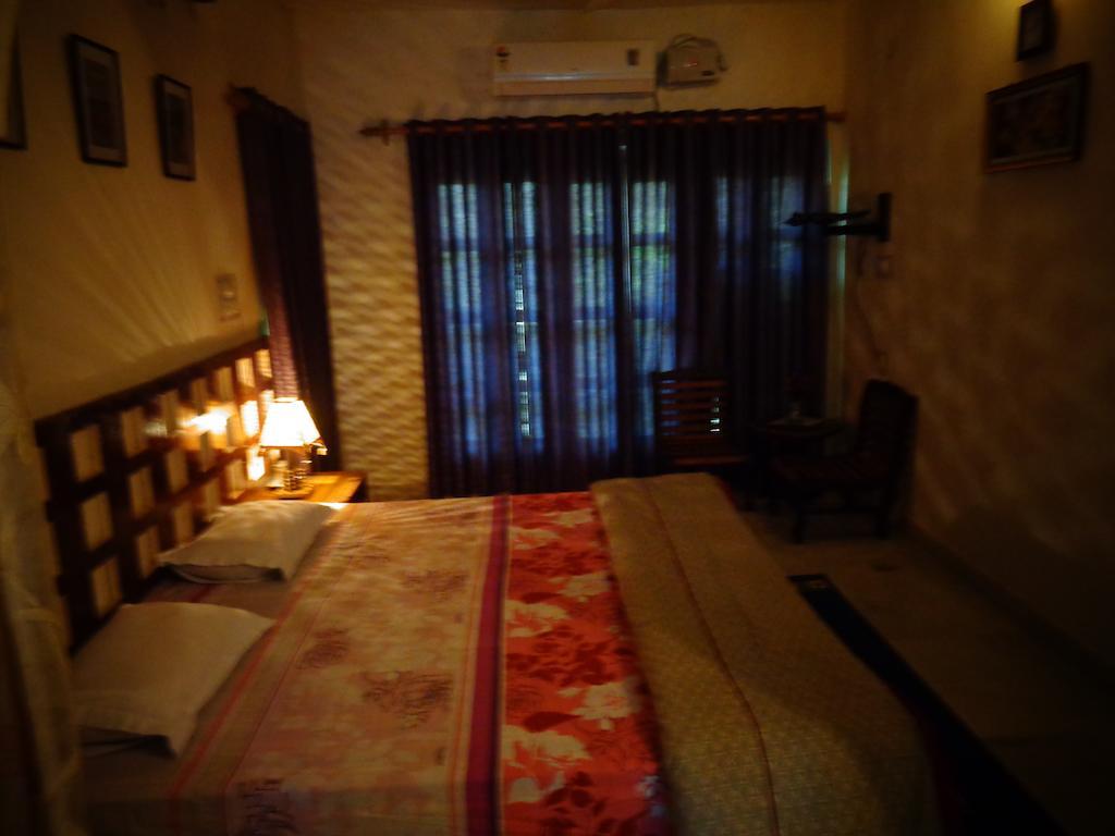 Sri Radha Krishna Kunj Bed & Breakfast อัครา ห้อง รูปภาพ