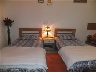 Sri Radha Krishna Kunj Bed & Breakfast อัครา ภายนอก รูปภาพ